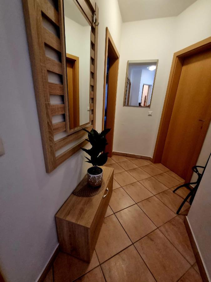 Apartments Ema Pula Extérieur photo